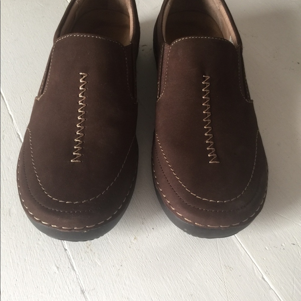 Vionic shoes